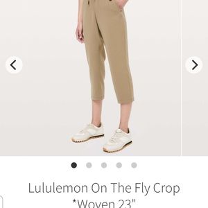 Lululemon On the Fly Crop, Woven 23"